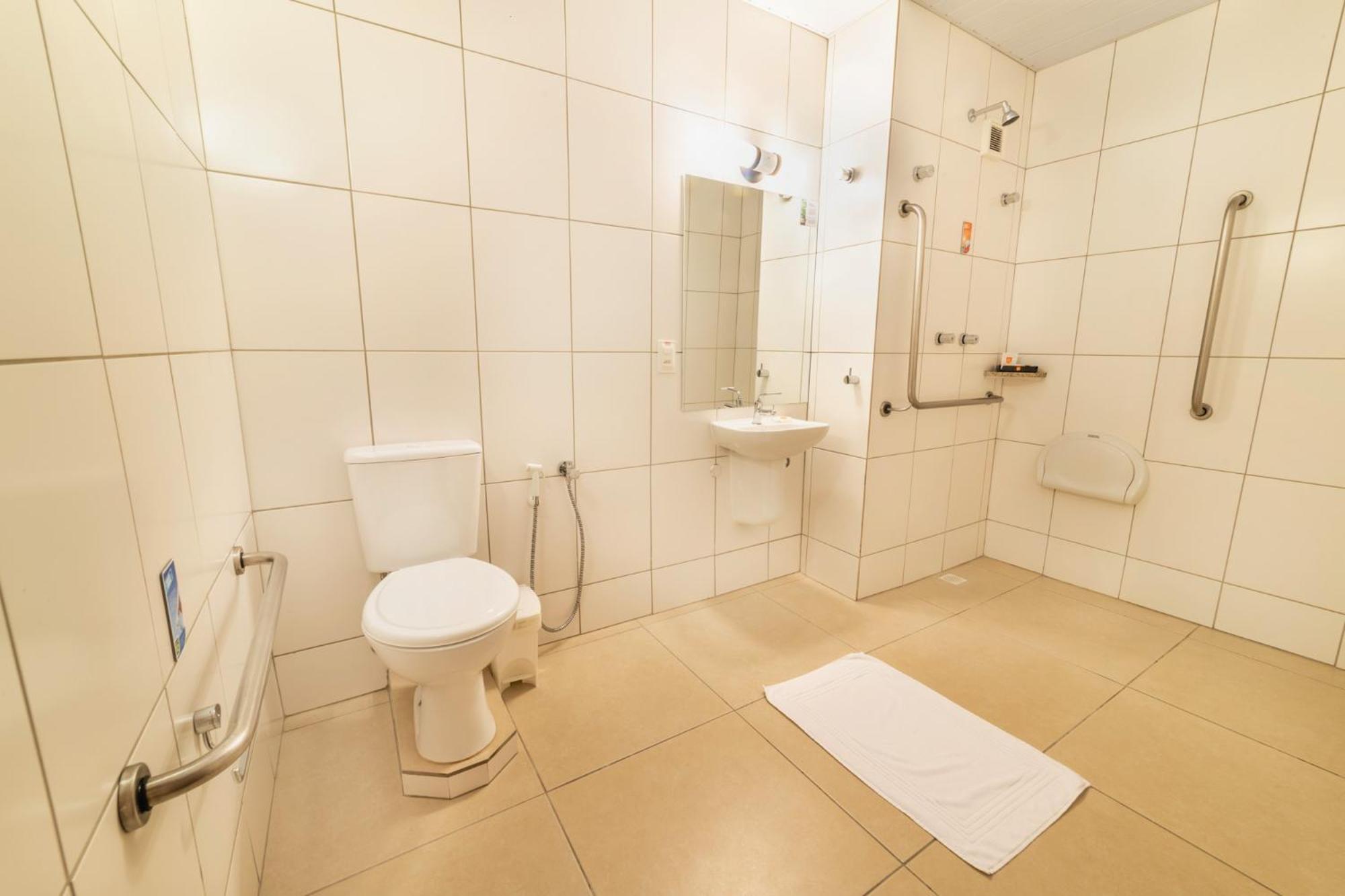Hotel 10 ג'וינוויל חדר תמונה